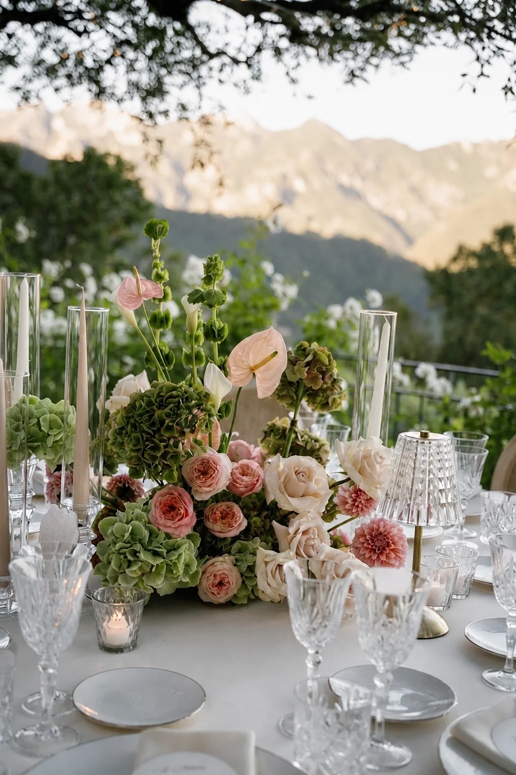 Mountain-view wedding tablescape for a Lake Tahoe celebration